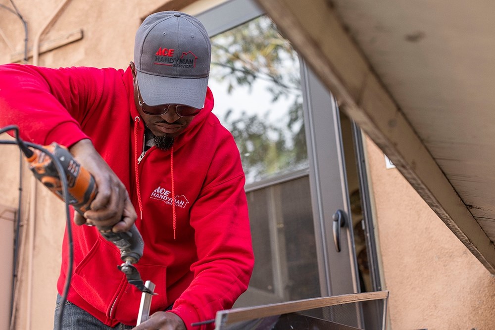 handyman prepping home for sale