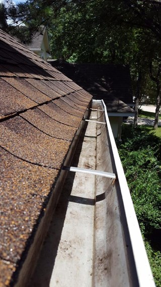 Gutter Cleaning - The Woodlands, TX