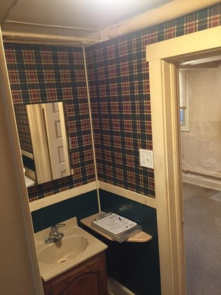 Bathroom Before Cherry Creek