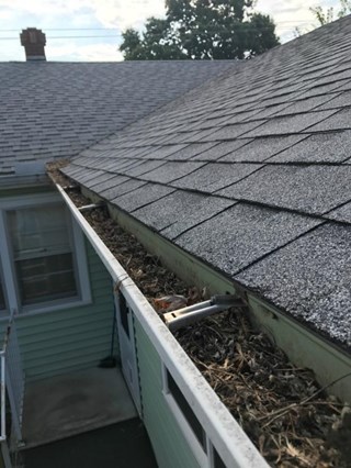 Gutter Topper, gutter covers in Wichita, KS (Before)