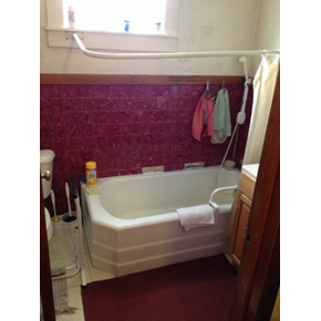 Before Photo of Tub to Low Curb Shower Conversion in Monongahela, PA