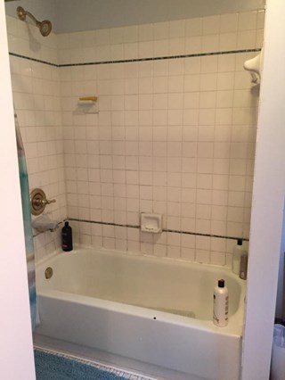 Before Photo of Bathroom Remodel in Claysville, PA