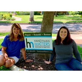 Office team: Owner Stacy Huston & Office/Scheduling Manger Ruth Chustz