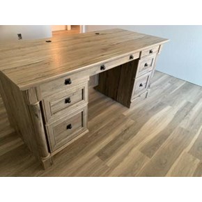 Ace Handyman Services Waukesha Lake Country Executive Desk Assembly in Delafield Wisconsin