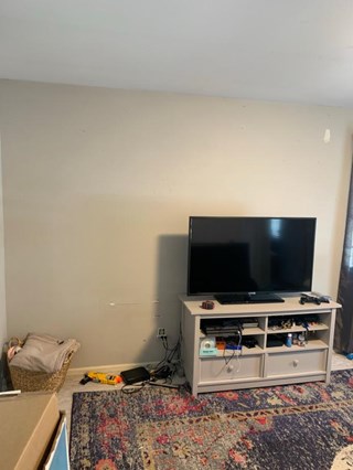We can hang your TV! 