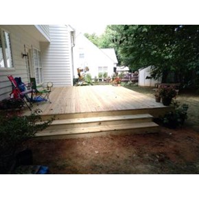 No railing deck with box steps in Mooresville