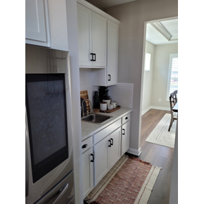 Ace Handyman Services Installed kitchen cabinet Door Handles in Powell, Ohio 
