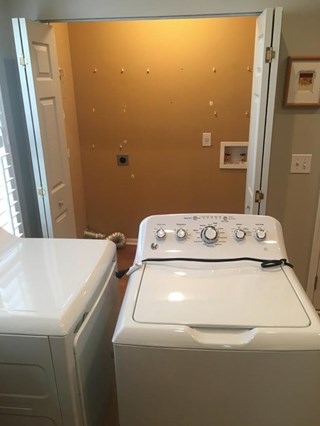 Laundry Room Update - Before
