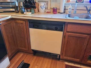 Tired of that outdated eyesore? We can take care of that for you. Call us!