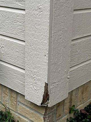 Exterior Home Water Damage Before 