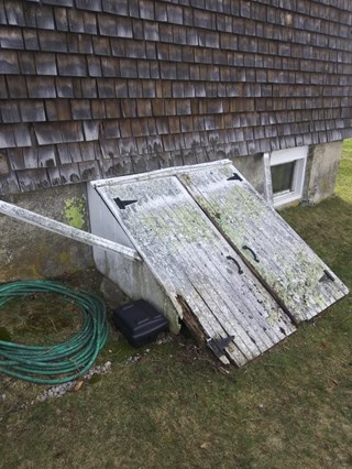 Before of cellar doors in Stonington