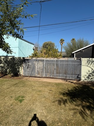 Before - Gate Paint Replace Slats Ace Handyman Services Phoenix AZ