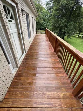 Deck Stain in Bentonville