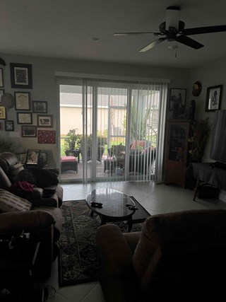 Ace Handyman Services living room blinds after photo in Port St. Lucie, FL