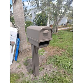 Ace Handyman Services after picture mailbox replacement Project in Port St. Lucie, FL