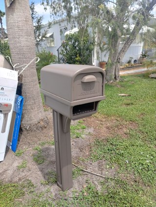 Ace Handyman Services mailbox replacement project in Port St. Lucie, FL