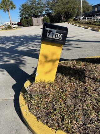 Ace Handyman mailbox repair before photo in Port St. Lucie, FL