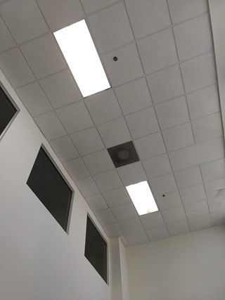 Ace Handyman Services fluorescent light bulbs after photo in Port St. Lucie, FL
