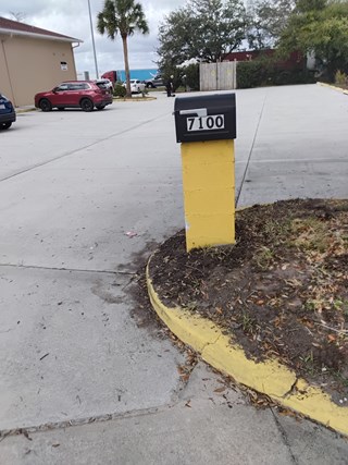 Ace Handyman Services mailbox repair after photo in Port St. Lucie, FL