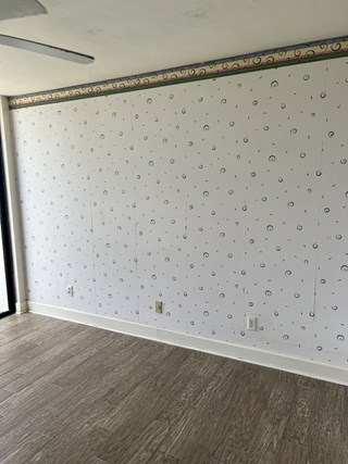 Ace Handyman Services wallpaper before in Port St. Lucie, FL