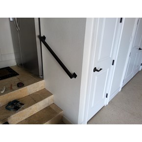 Aluminum handrail