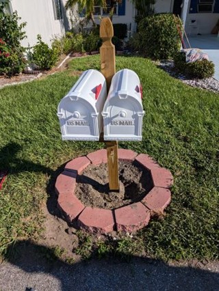 Mailboxes after replacement of new post