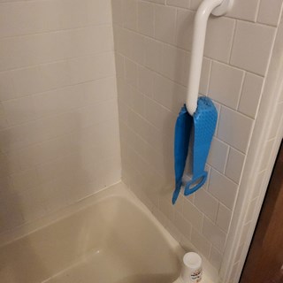 Bathtub before shower bench installation