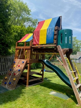 Play Set Re-staining Highland Park, IL after