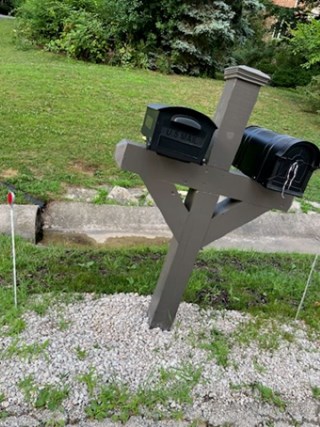 Ace Handyman Services of Lincoln Way straightened out a mailbox before