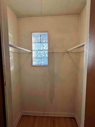 Ace Handyman Services of Lincoln Way painted a bedroom and closet before