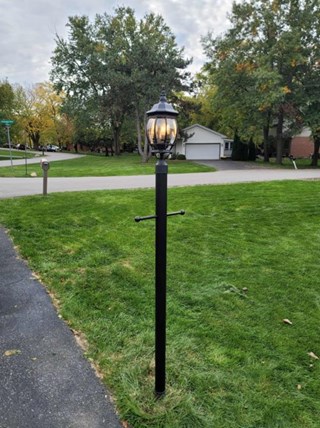 Ace Handyman Services of Lincoln Way replaced an outside light post after