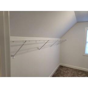 Ace Handyman Services of Lincoln Way installed a closet rack 