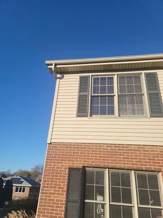 Ace Handyman Services of Lincoln Way shutter repair after