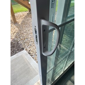 Ace Handyman Services of Lincoln Way replaced a latch to a locking handle 