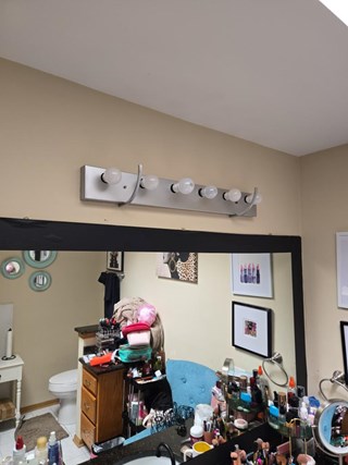 Ace Handyman Services of Lincoln Way replaced a light fixture before