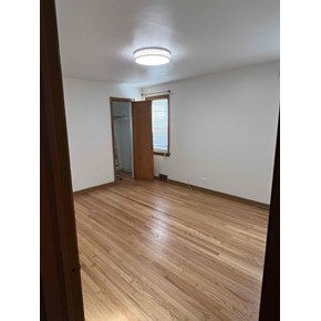 Ace Handyman Services of Lincoln Way painted a bedroom and closet