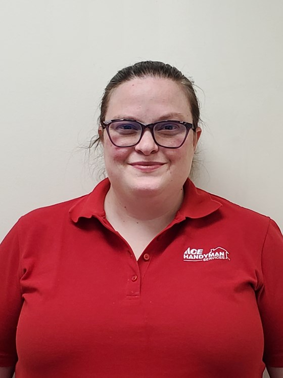 Profile Picture of Lauren V. - Office Manager Profile Picture of Lauren V. - Office Manager