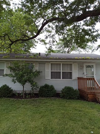 AHS Des Moines East Gutter Cleaning before 