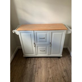 Kitchen Island Assembly in Hunt Valley