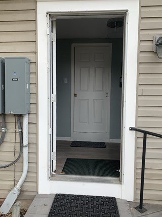 Screen Door Installation in Pheonix, MD