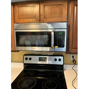 Replaced range hood with microwave oven Pasadena, MD - Ace Handyman Services