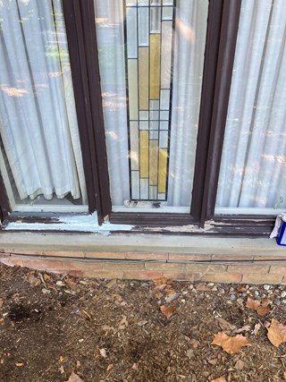 window trim, peeling paint, repair window, Ace Handyman Services Bloomfield