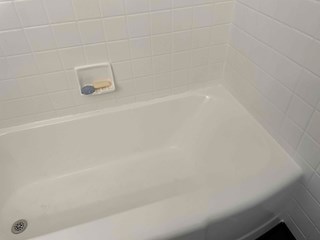 After: Bathtub Caulking Refresh
