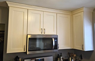 Kitchen Caulking in West Oakland - Before 
