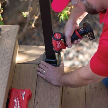 Handyman repairing fence in Minnetonka, MN