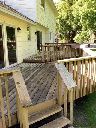 Deck pressure wash and re-stain in Coon Rapids, MN