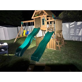 Playset in Kendal Park, NJ