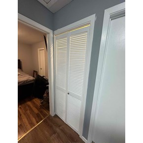 Bi-fold door installation in Somerville, NJ
