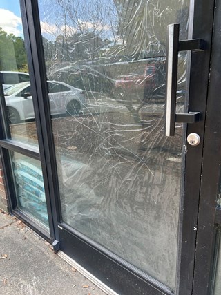 Broken-glass-in-a-commercial-door