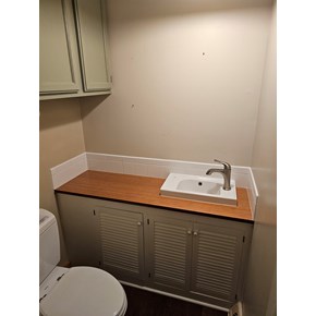 Ace Handyman Services installed a new sink, faucet, and backsplash in Columbus, Ohio